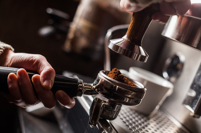 Machine à café automatique : comment l'entretenir pour qu'elle dure des années